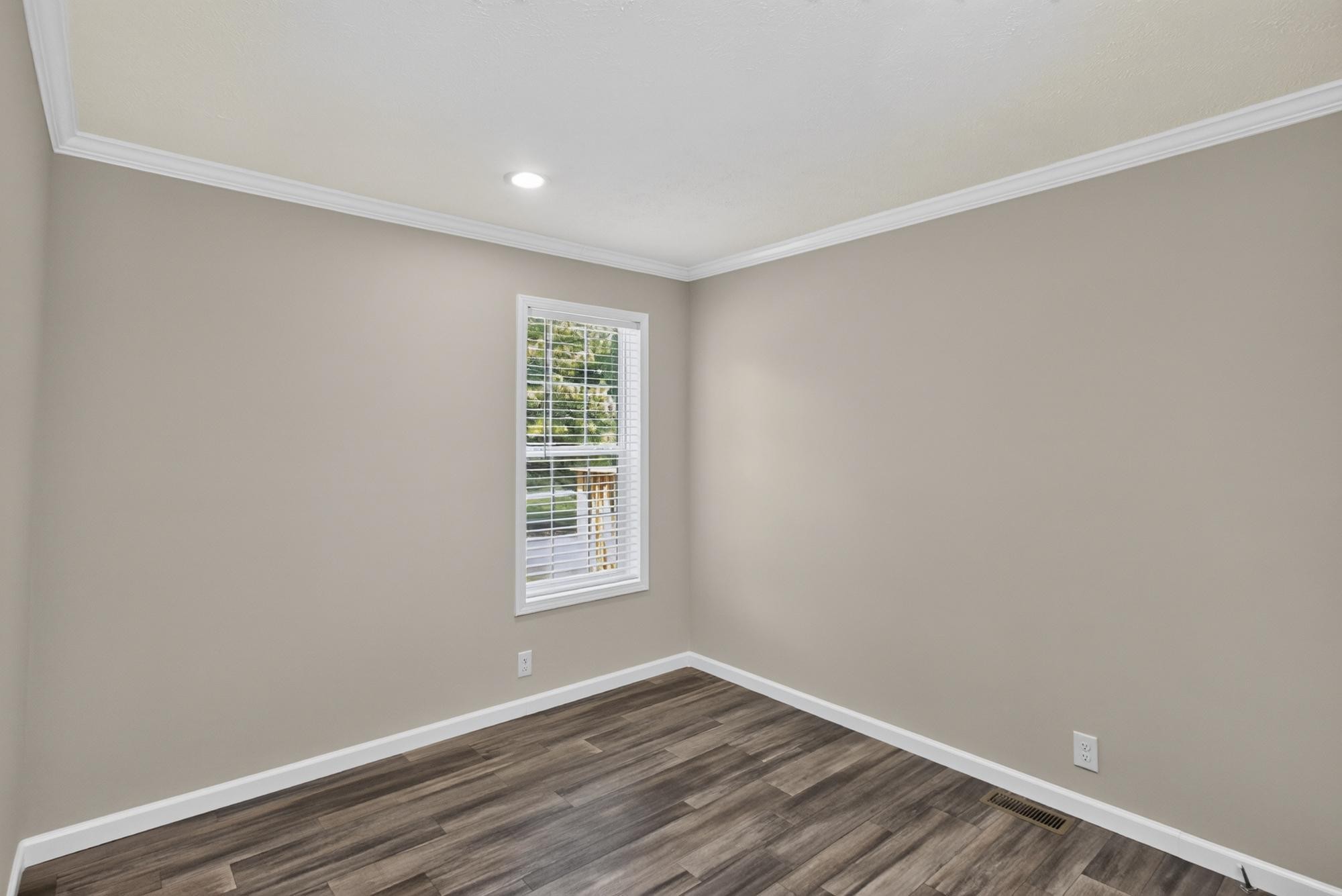 3479 Lake Road Woodlawn, TN 37191 - Photo 33 of 55 Gallery Image 33