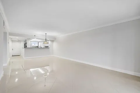 $385,000 | 6562 Boca Del Mar Drive, Unit 623, Boca Raton, FL 33433