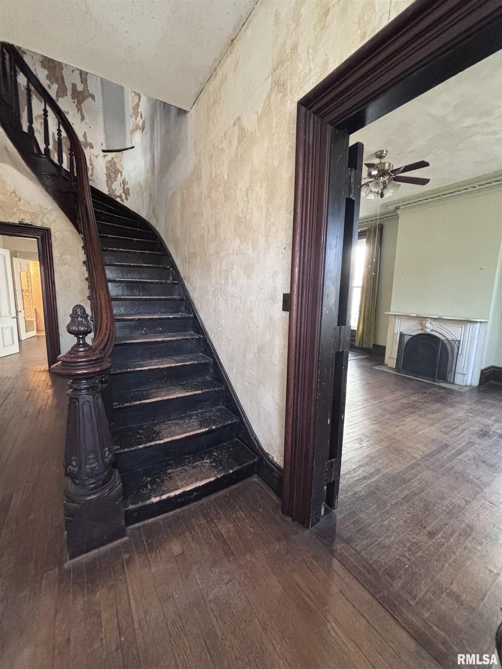 839 West State Street Jacksonville, IL 62650 - Photo 26 of 39