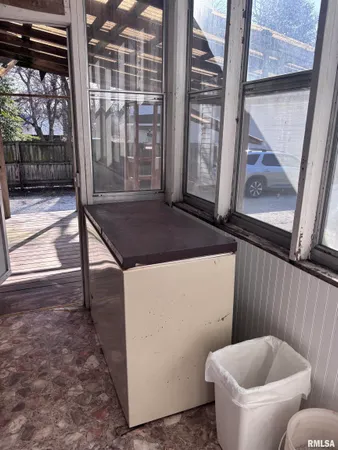 $150,000 | 839 West State Street, Jacksonville, IL 62650