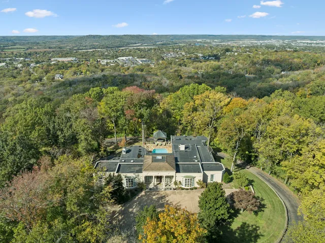 $11,900,000 | 515 Hillwood Boulevard, Nashville, TN 37205