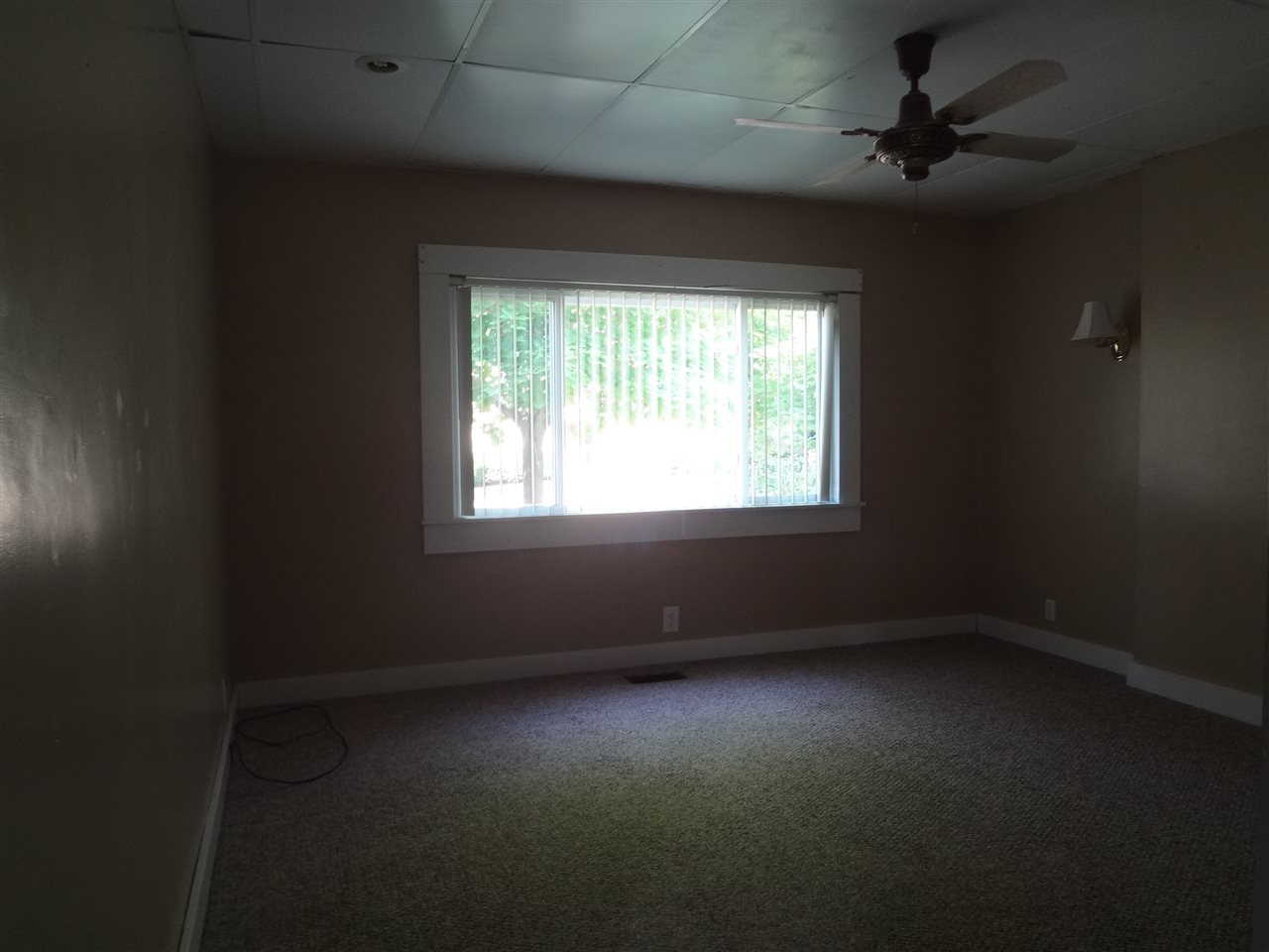 409 Jefferson Street Rochester, IN 46975 - Photo 3 of 13
