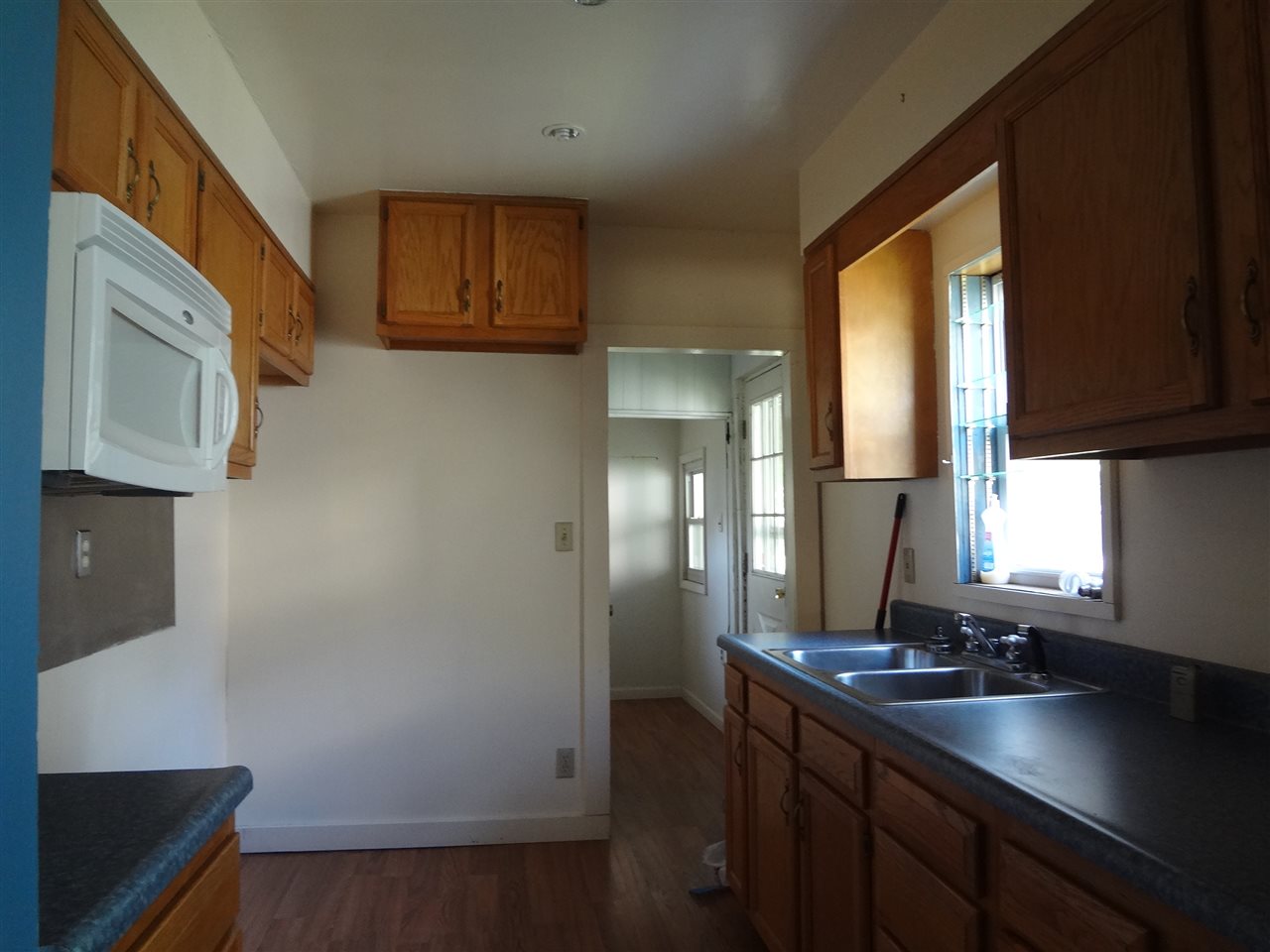 409 Jefferson Street Rochester, IN 46975 - Photo 5 of 13