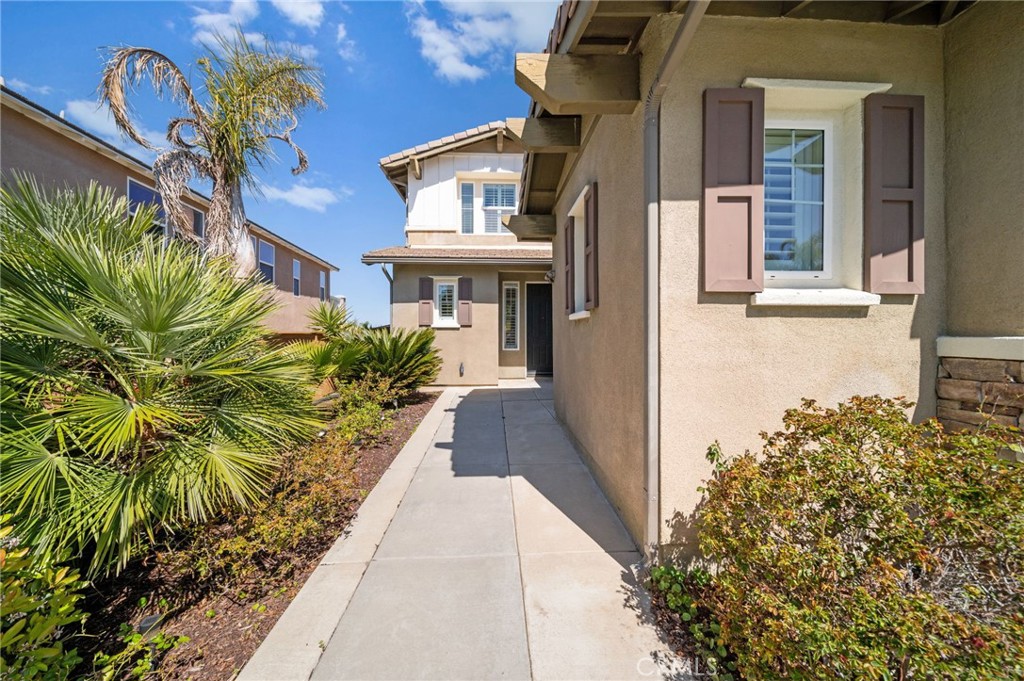 33710 Sattui Street Temecula, CA 92592 - Photo 5 of 75