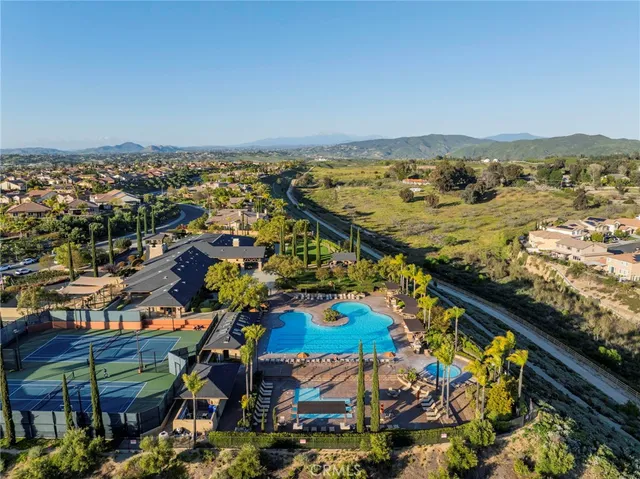 $1,075,000 | 33710 Sattui Street, Temecula, CA 92592