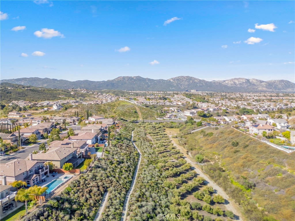 33710 Sattui Street Temecula, CA 92592 - Photo 68 of 75 a view of city and mountain
