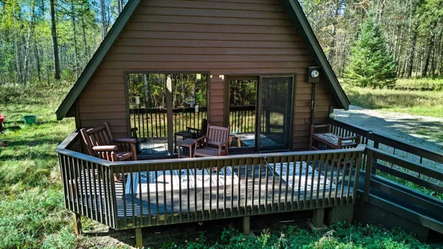 $180,000 | 26937 Eagle View Drive, Bovey, MN 55709