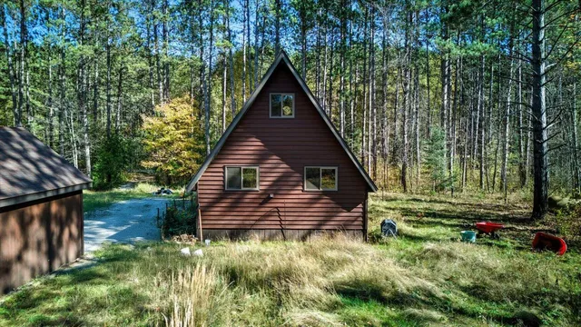 $180,000 | 26937 Eagle View Drive, Bovey, MN 55709