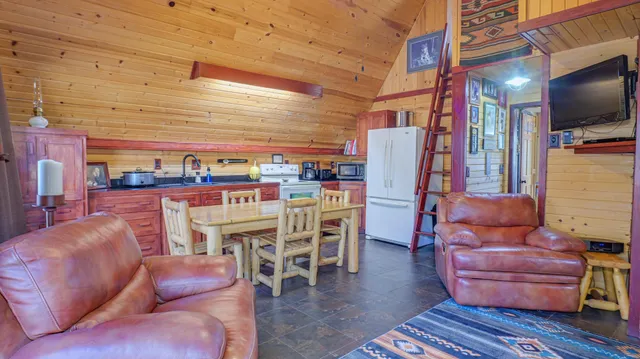 $180,000 | 26937 Eagle View Drive, Bovey, MN 55709