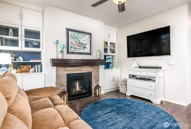 $309,000 | 2101 South 324th Street, Unit 53, Federal Way, WA 98003