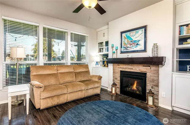 $309,000 | 2101 South 324th Street, Unit 53, Federal Way, WA 98003