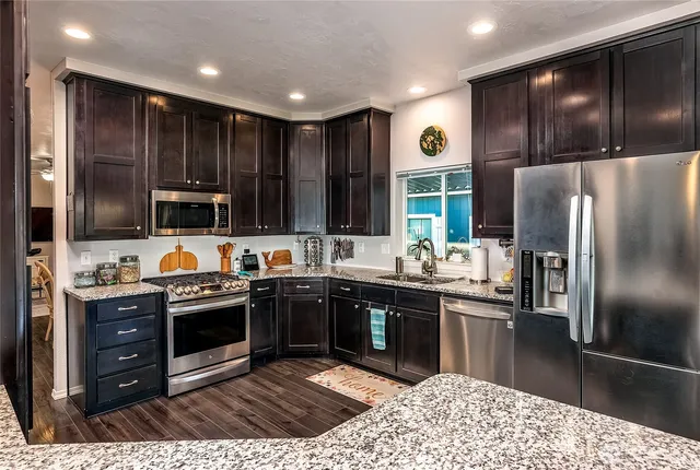 $309,000 | 2101 South 324th Street, Unit 53, Federal Way, WA 98003