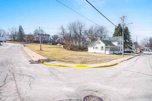 $25,000 | 200 West Jackson Street, Ripon, WI 54971
