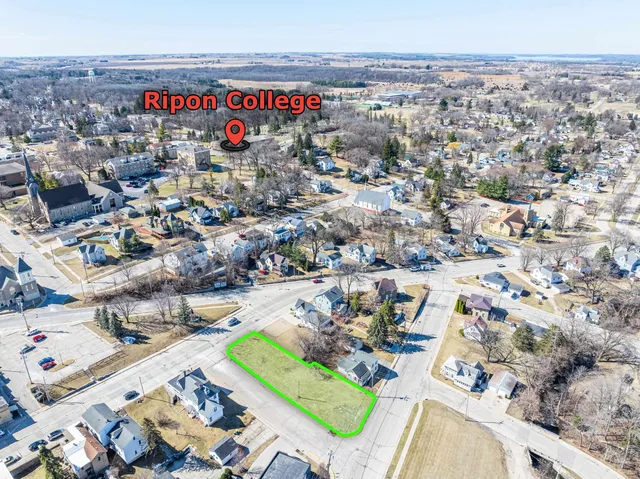 $25,000 | 200 West Jackson Street, Ripon, WI 54971