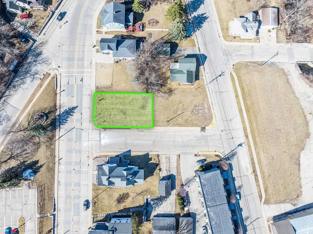 $25,000 | 200 West Jackson Street, Ripon, WI 54971