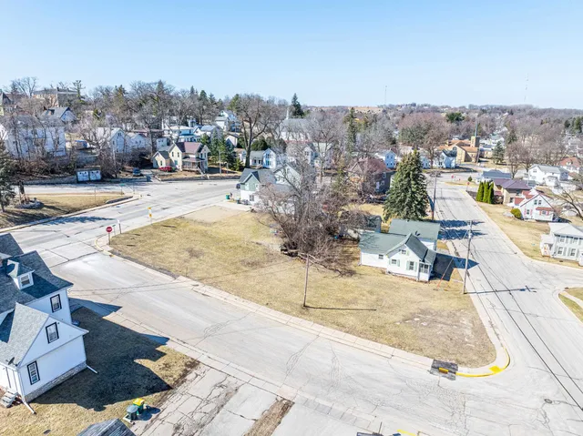 $25,000 | 200 West Jackson Street, Ripon, WI 54971