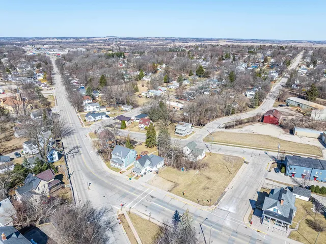 $25,000 | 200 West Jackson Street, Ripon, WI 54971