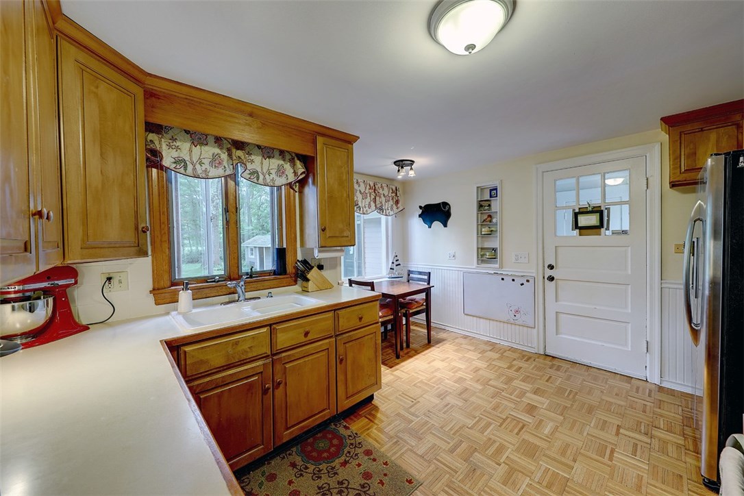 24 Humphreys Road Barrington, RI 02806 - Photo 18 of 38 Gallery Image 18