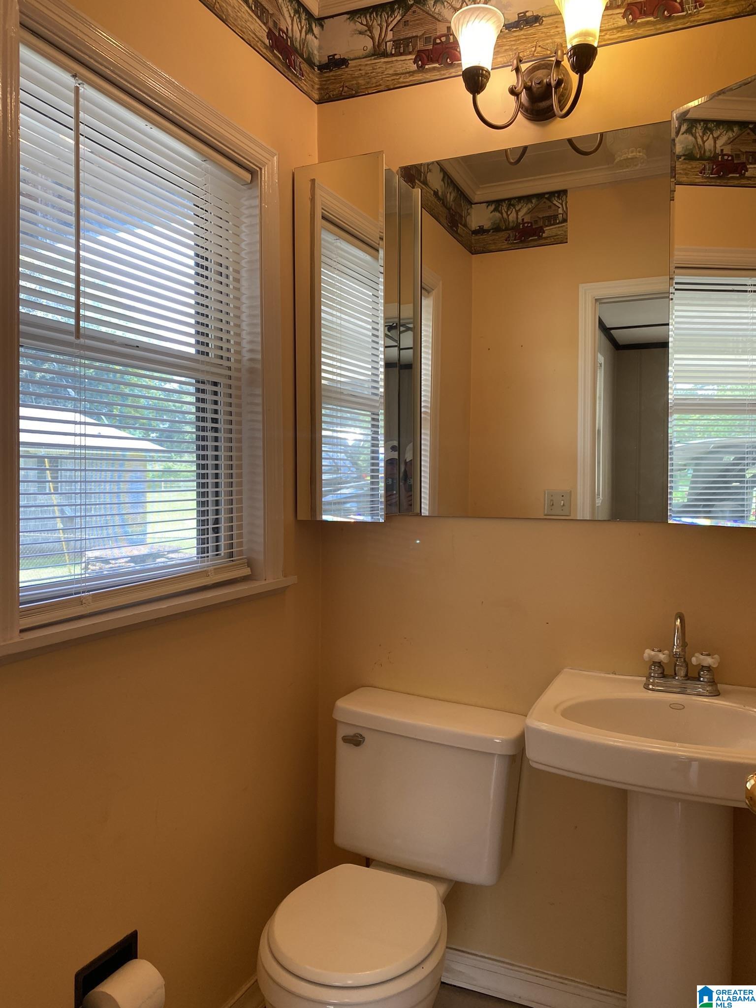 1816 Moncrief Road Gardendale, AL 35071 - Photo 10 of 25