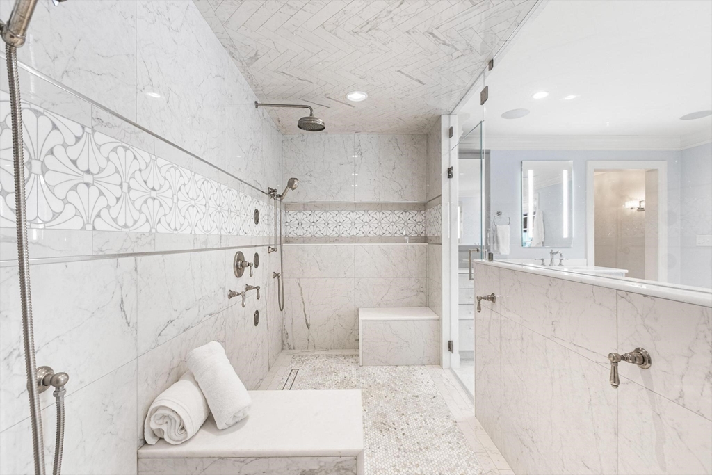 40 Grandview Road Chelmsford, MA 01824 - Photo 19 of 42 a bathroom with a bathtub and a shower