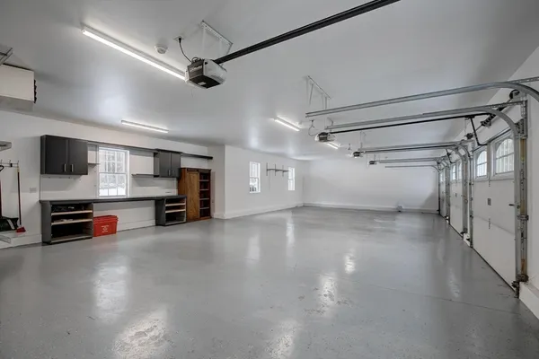 a view of a garage