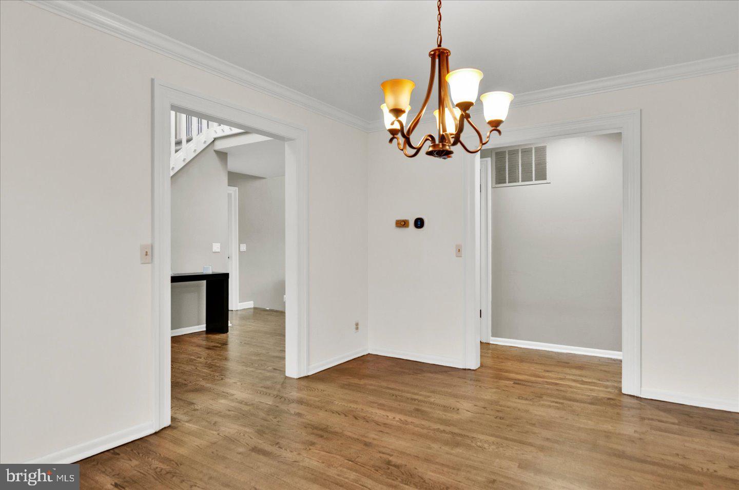 32 Whyte Drive Voorhees, NJ 08043 - Photo 12 of 78 Dining room