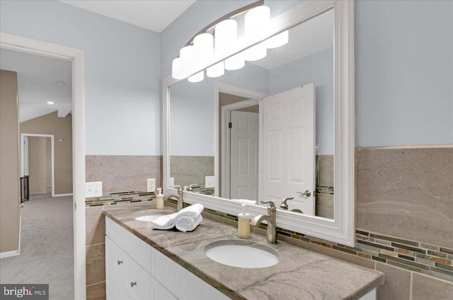 32 Whyte Drive Voorhees, NJ 08043 - Photo 45 of 78 Main bath