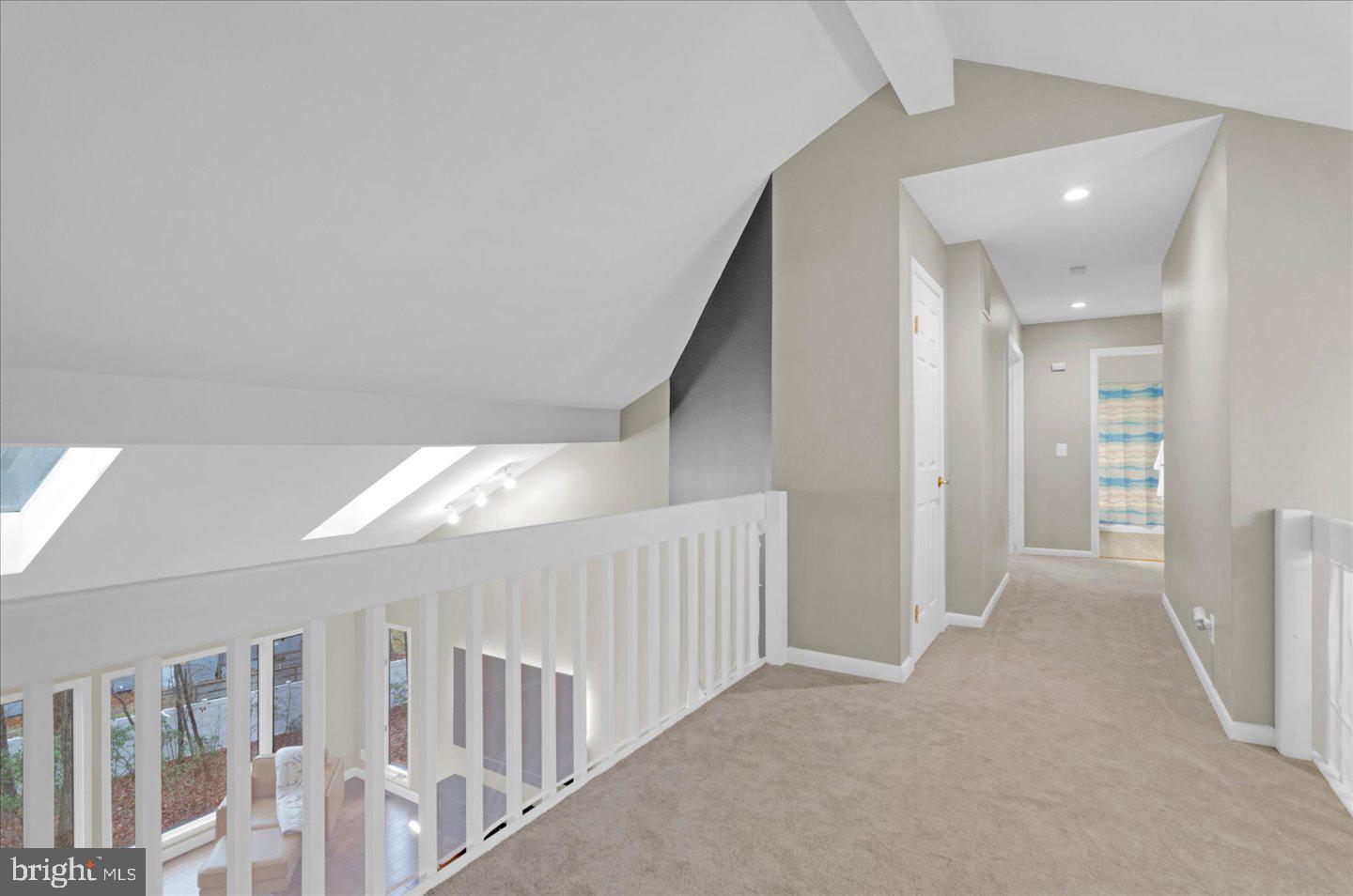 32 Whyte Drive Voorhees, NJ 08043 - Photo 49 of 78 Upper level hallway