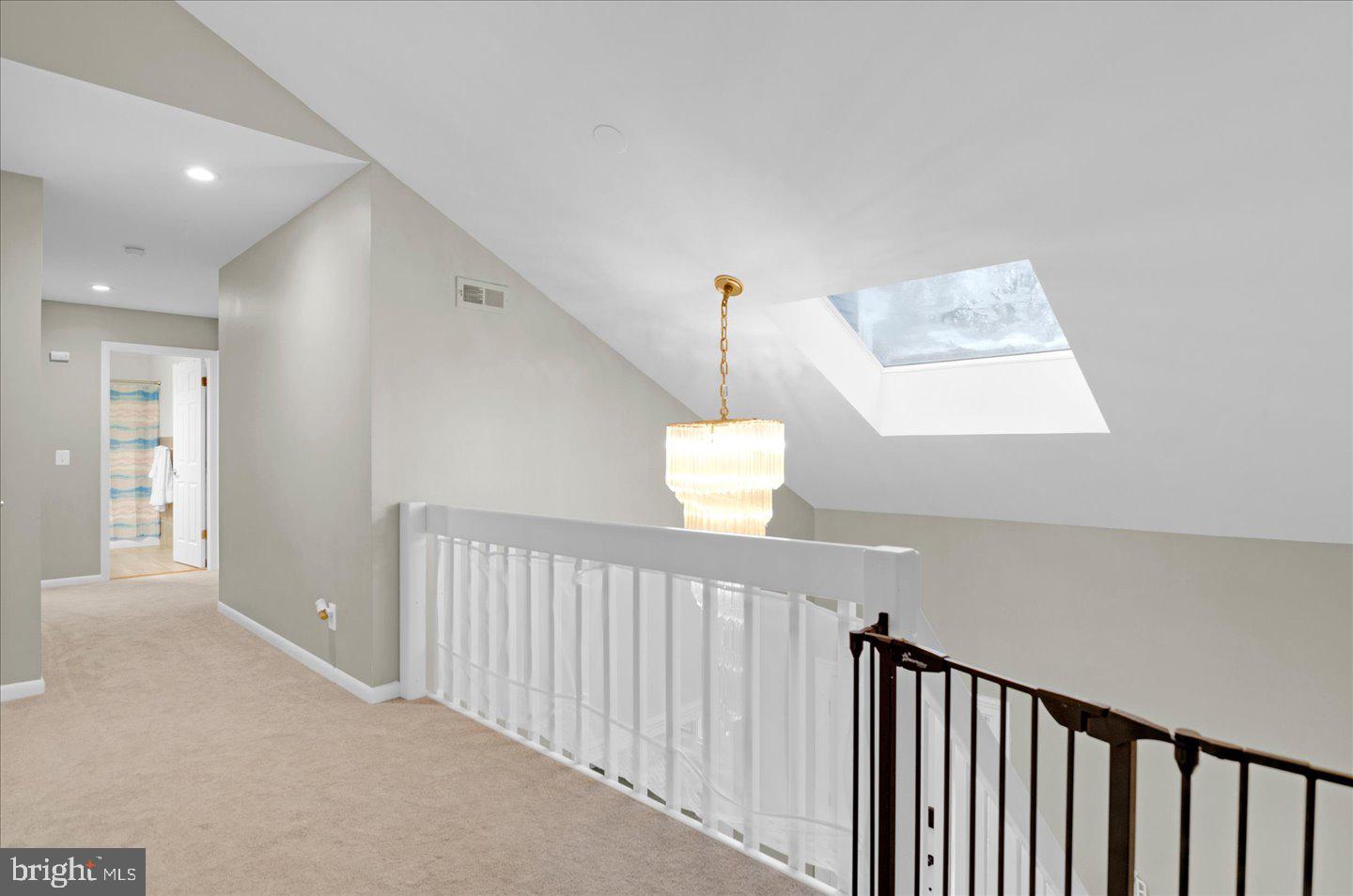 32 Whyte Drive Voorhees, NJ 08043 - Photo 50 of 78 Upper level hallway