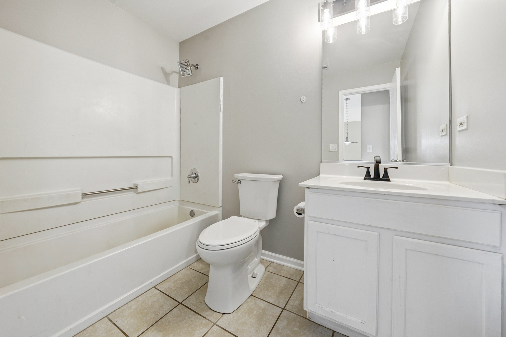 189 Malibu Drive Romeoville, IL 60446 - Photo 14 of 23
