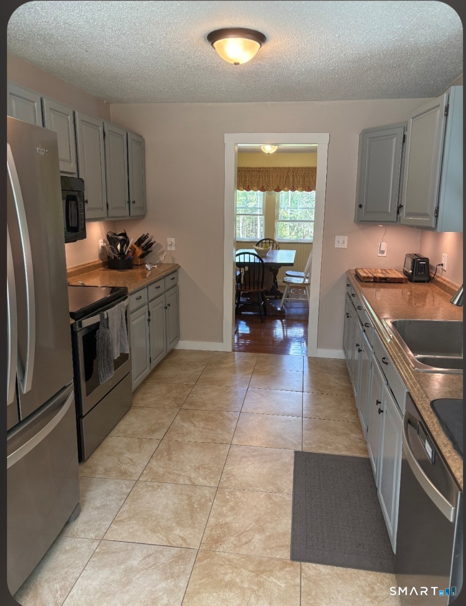 186 Brickyard Road Woodstock, CT 06281 - Photo 14 of 33