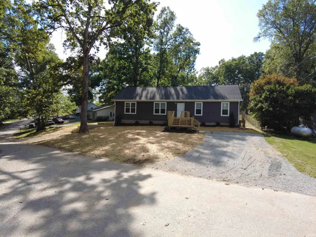 $305,000 | 251 Briarwood Lane, Bedford, IN 47421