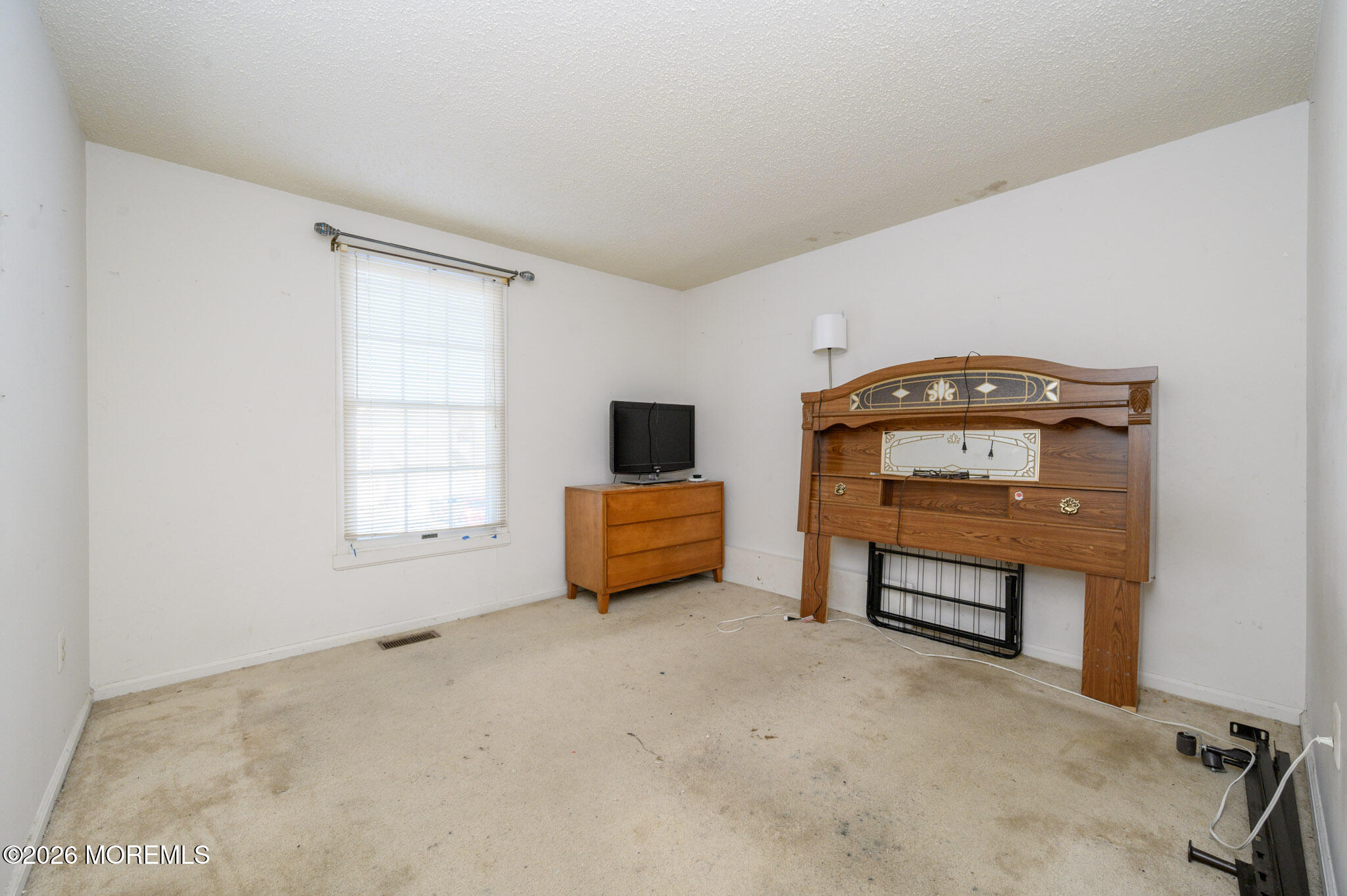 33 Compass Lane Barnegat, NJ 08005 - Photo 16 of 30 a living room with furniture