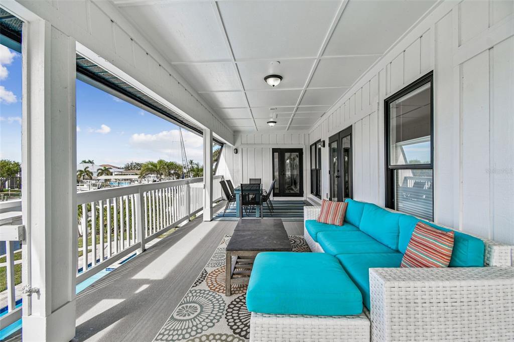 4907 Beacon Road Palmetto, FL 34221 - Photo 13 of 80 a living room with furniture