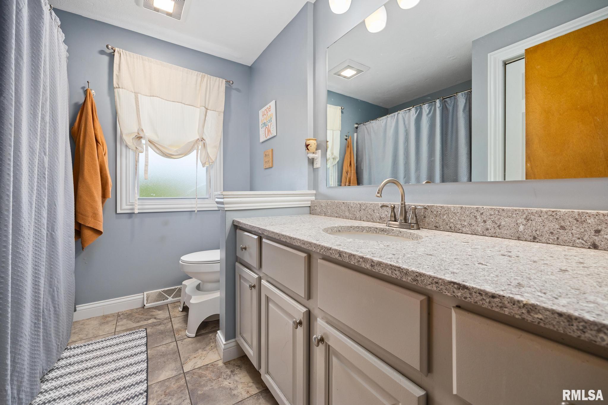 202 Devonshire Road Washington, IL 61571 - Photo 22 of 33