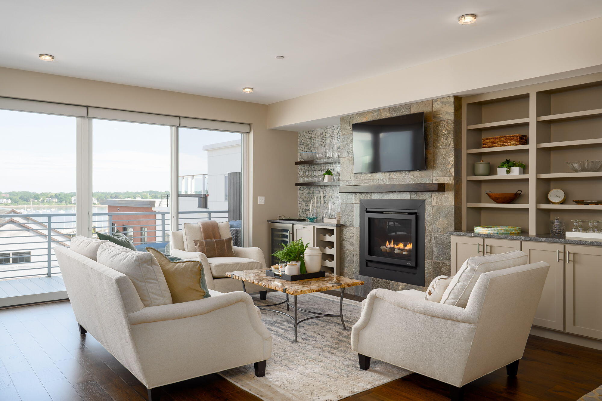 383 Commercial Street, Unit 603 Portland, ME 04101 - Photo 2 of 44 383Commercial-603-12