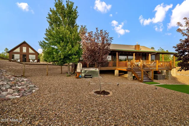 $1,150,000 | 2702 Covered Wagon Trail, Overgaard, AZ 85933