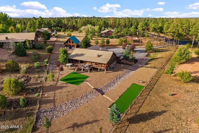 $1,150,000 | 2702 Covered Wagon Trail, Overgaard, AZ 85933