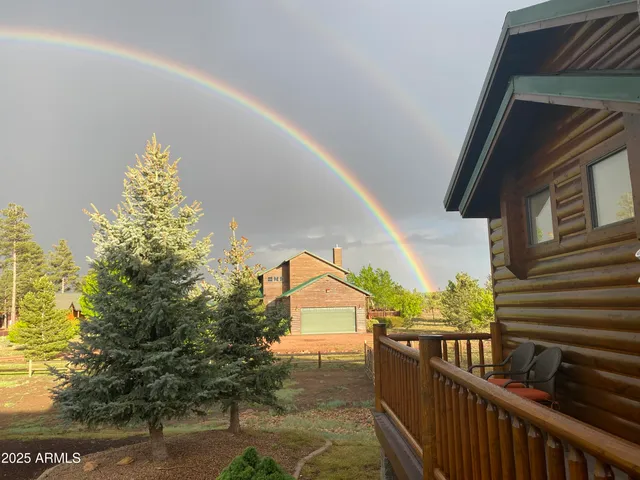 $1,150,000 | 2702 Covered Wagon Trail, Overgaard, AZ 85933