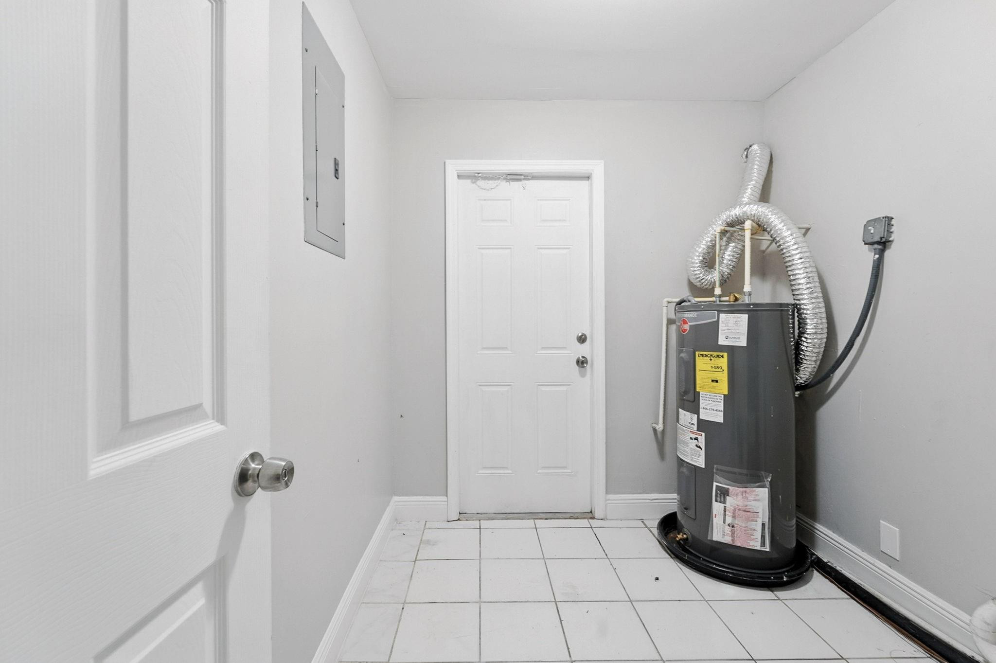 6851 Raleigh Street Hollywood, FL 33024 - Photo 23 of 27 Photo 23