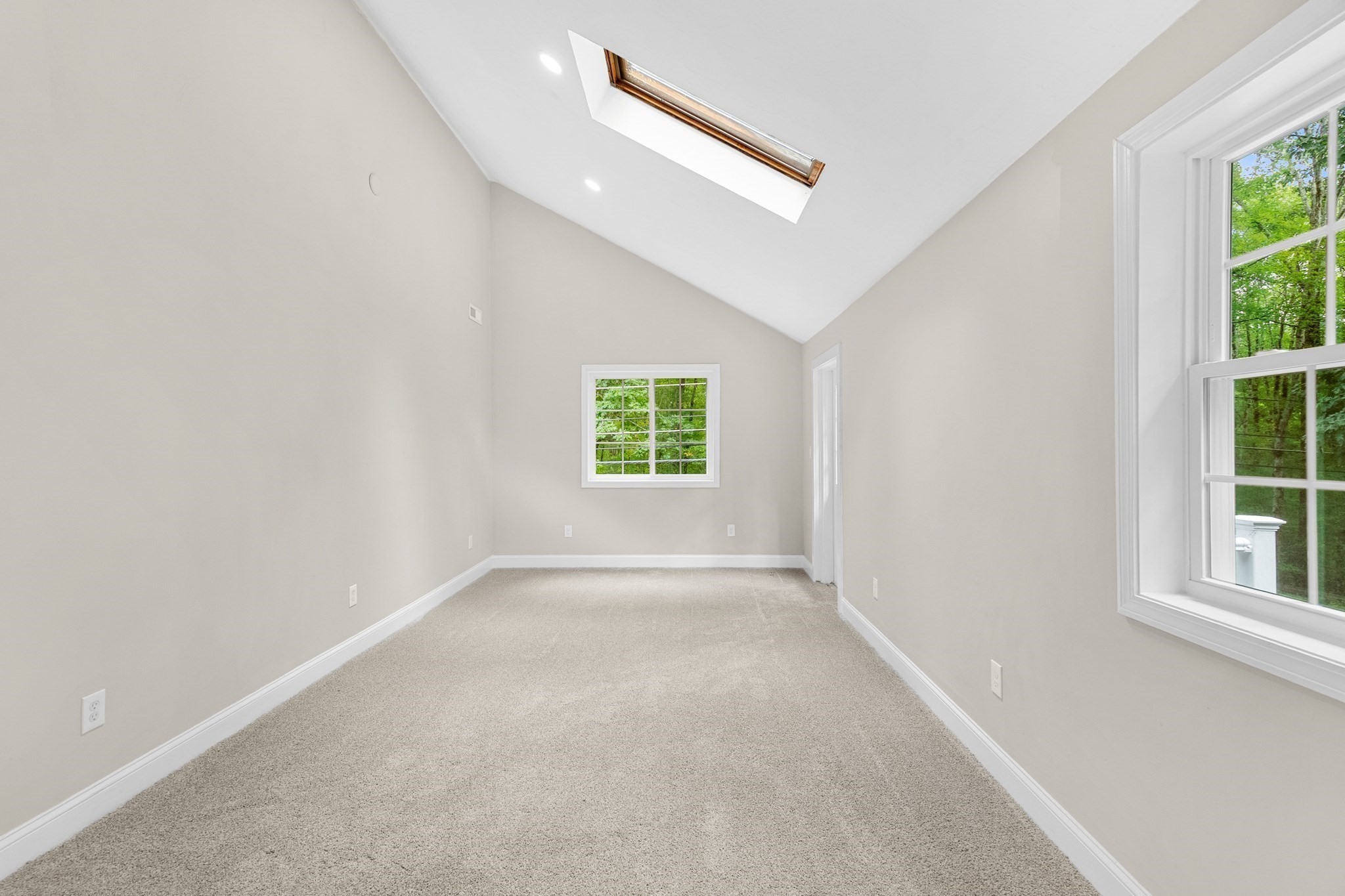 198 Uxbridge Road Sutton, MA 01590 - Photo 18 of 29 Gallery Image 18