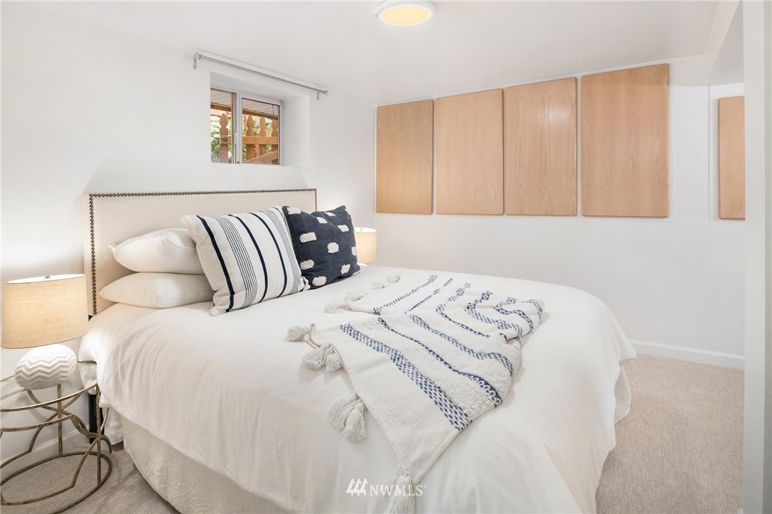 6048 49th Avenue Southwest Seattle, WA 98136 - Photo 22 of 36 Gallery Image 22