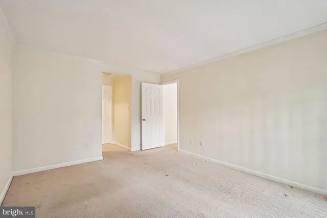 $400,000 | 2217 Lovedale Lane, Unit 210A, Reston, VA 20191