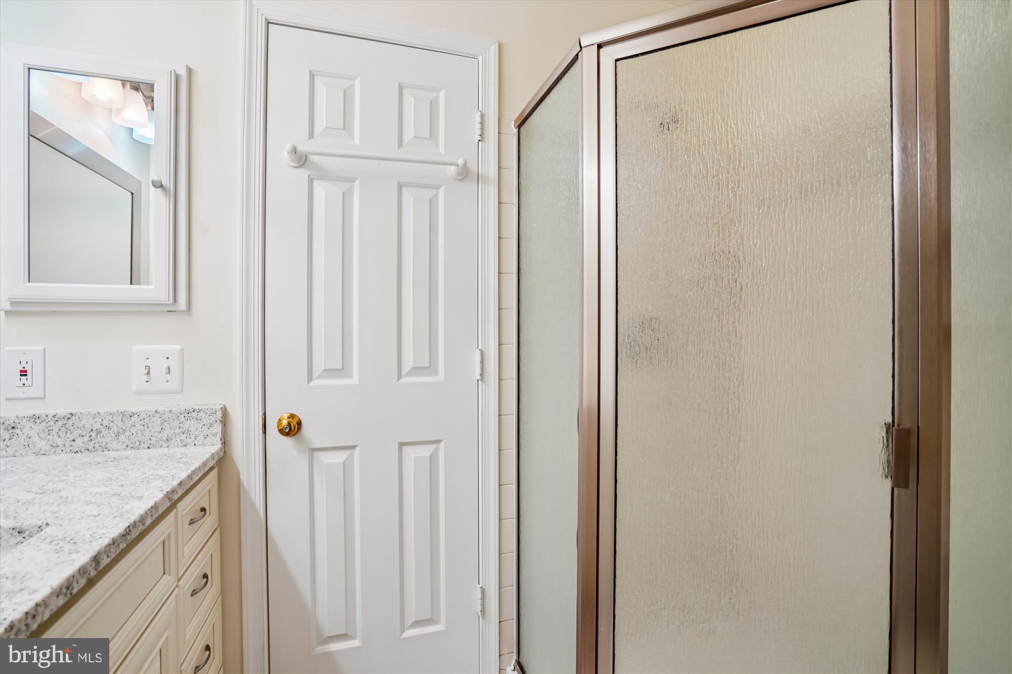 2217 Lovedale Lane, Unit 210A Reston, VA 20191 - Photo 19 of 40 2nd full bath