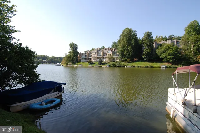 $400,000 | 2217 Lovedale Lane, Unit 210A, Reston, VA 20191