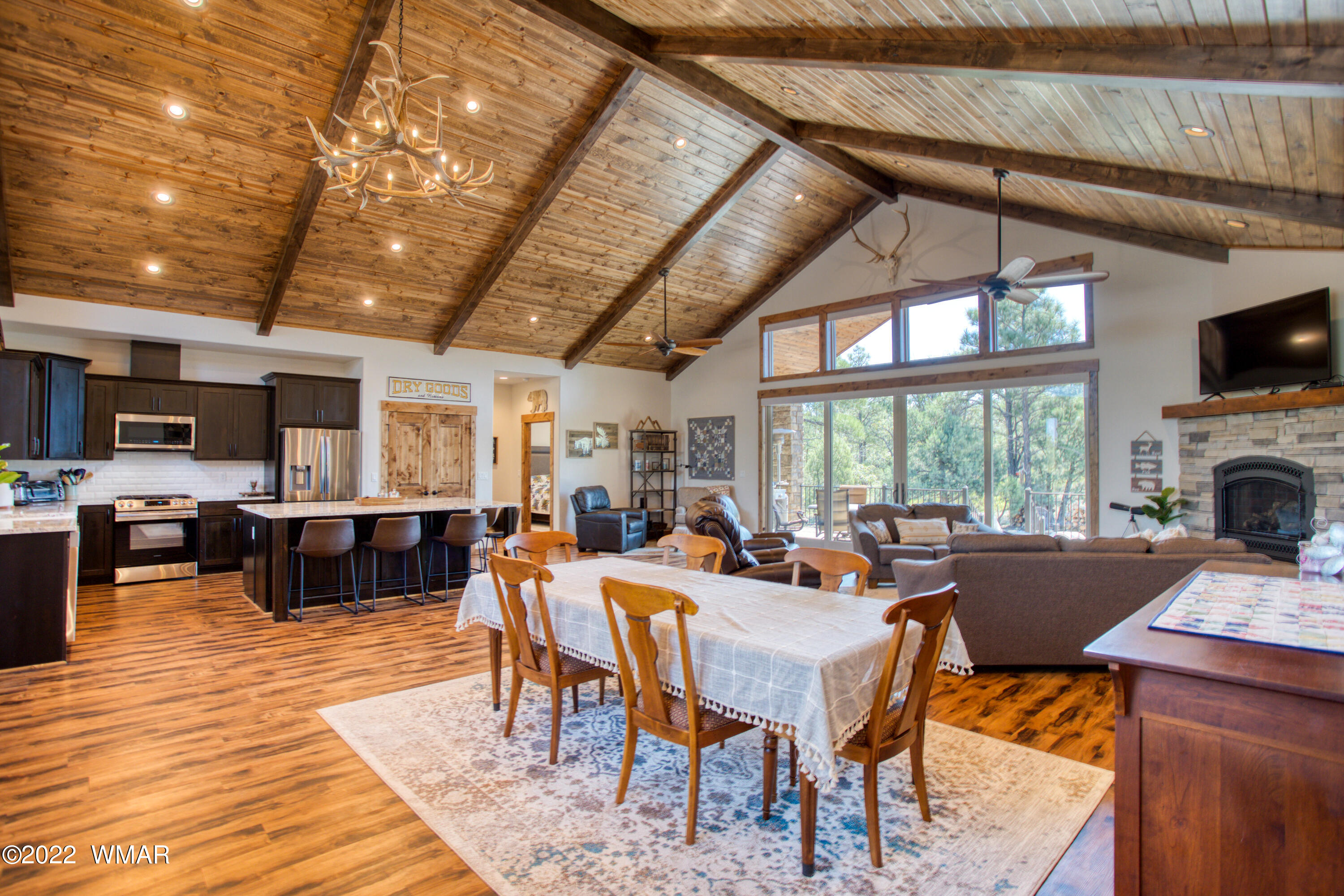 241 South Falling Leaf Road Show Low, AZ 85901 - Photo 2 of 42 Gallery Image 2