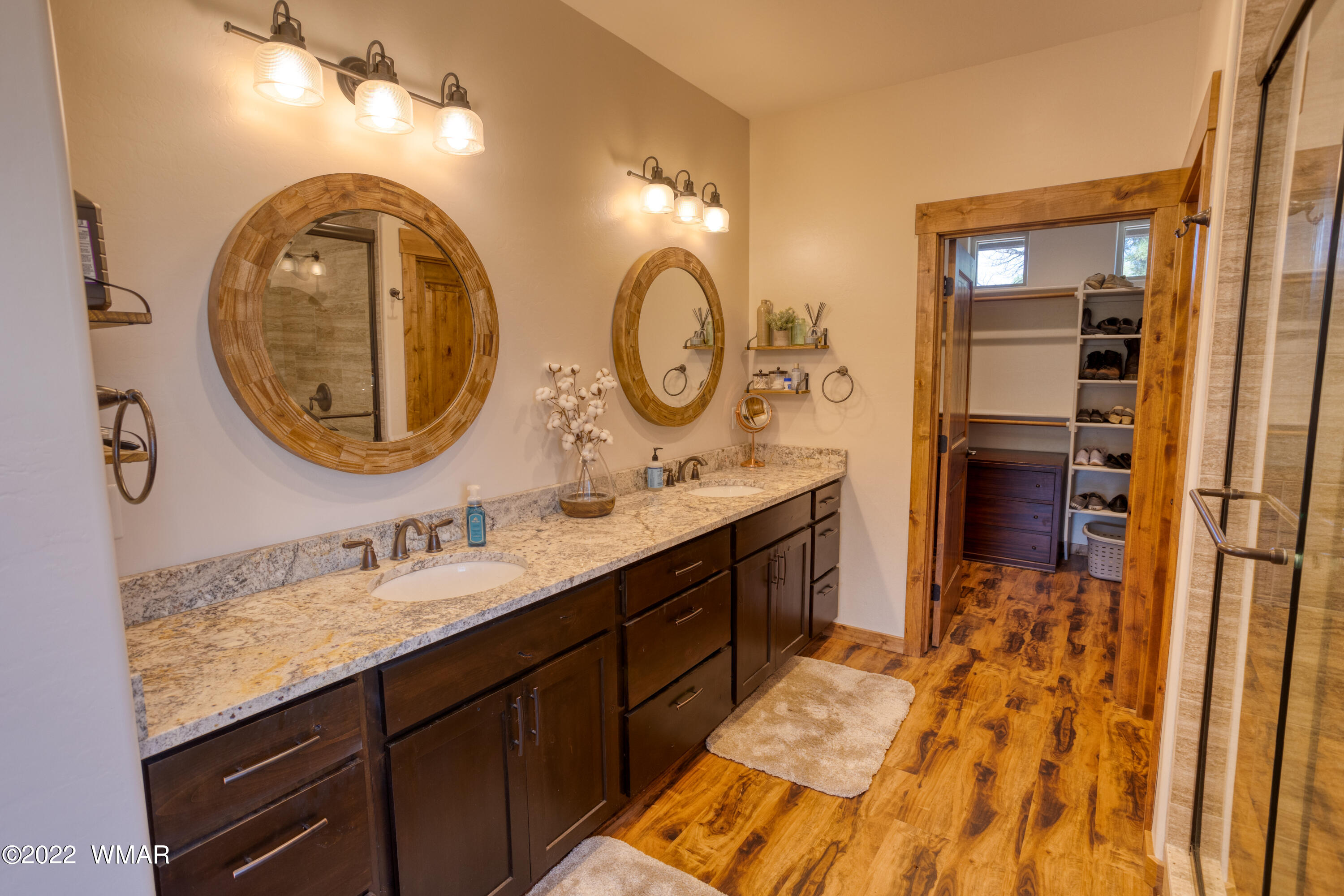 241 South Falling Leaf Road Show Low, AZ 85901 - Photo 9 of 42 Gallery Image 9