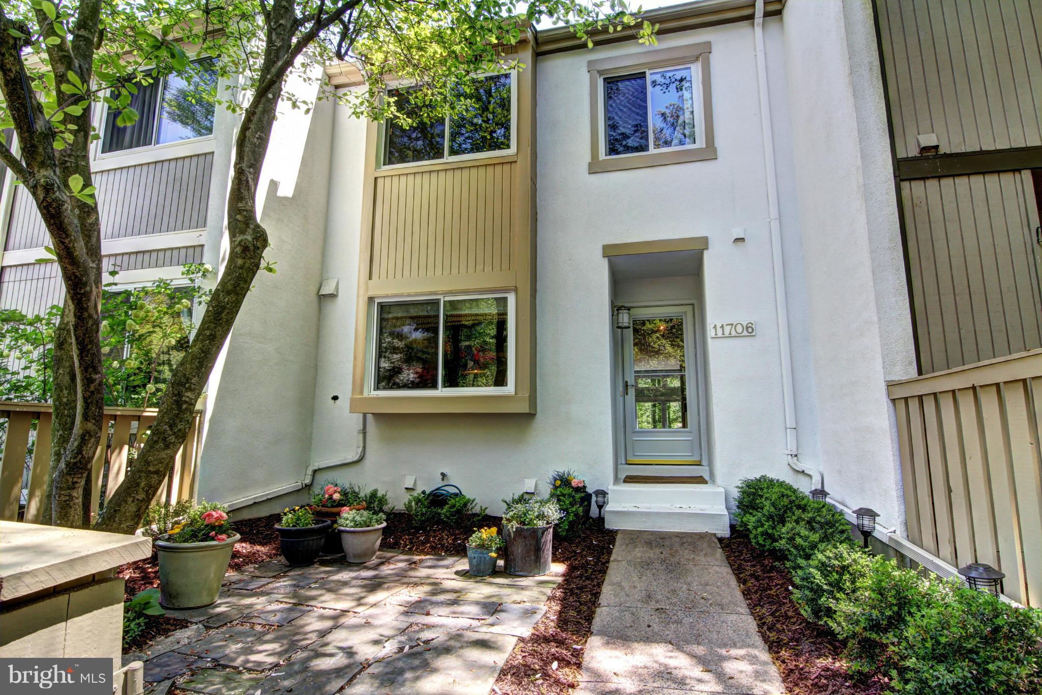 11706 Decade Court Reston, VA 20191 - Photo 1 of 30 Exterior (Front)