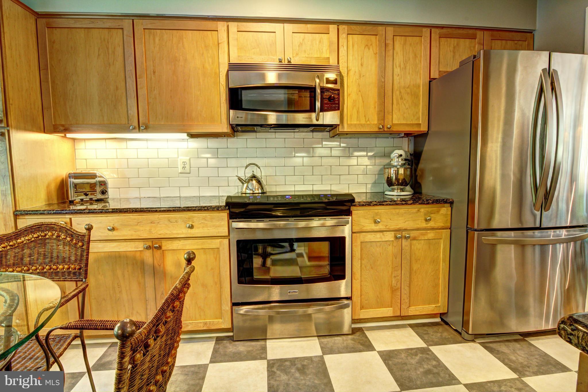 11706 Decade Court Reston, VA 20191 - Photo 12 of 30 Kitchen