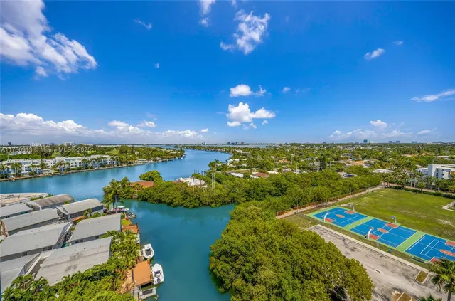 $449,000 | 7441 Wayne Avenue, Unit 11F, Miami Beach, FL 33141